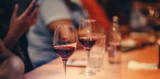 ¿Es contraproducente tomar vino diario? Esto afirman los expertos de la salud
