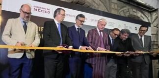 Ebrard inaugura la exposición del artista francés Daniel Hourdé