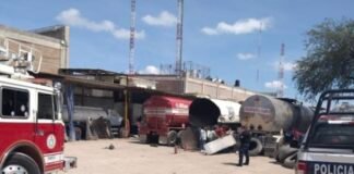 Explota tanque de pipa en Tula y deja dos lesionados