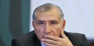 Adán Augusto López da positivo al COVID-19