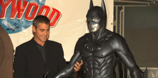 Subastarán traje de Batman utilizado por George Clooney