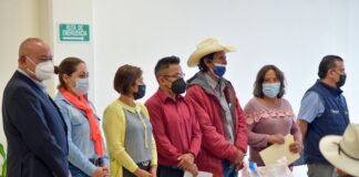 Entrega 80 bultos de semilla de avena el alcalde Jorge Márquez