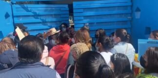 Genera molestia a padres de familia la insuficiencia de vacunas anticovid en Pachuca