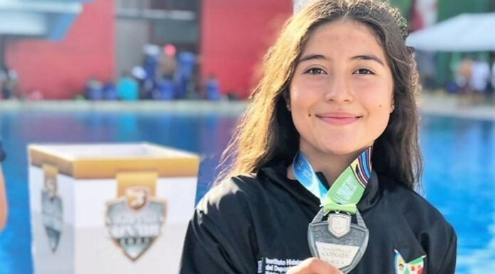 Oro obtenido por la nadadora hidalguense, María Esther en Colombia
