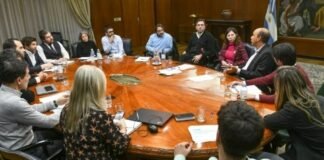 ¿Por qué Argentina ha tenido tres ministros de Economía en un mes?