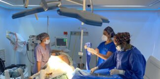 Implantan innovadora prótesis de cadera a paciente de 75 años en el ISSSTE