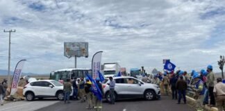 Cooperativistas de la Cruz Azul de Tula bloquean la México-Pachuca