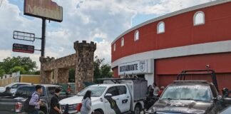 Catean casa de empleada del motel donde hallaron a Debanhi y encuentran computadora y ocho celulares