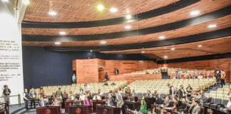 Diputados solicitan investigar desvío de 800 mdp invertidos en Banco Accendo