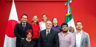 Se reúne Ebrard con la comunidad mexicana de científicos en Japón