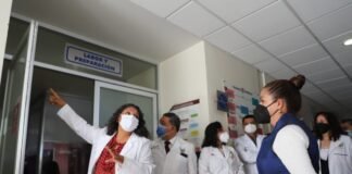 Zorayda Robles Barrera supervisa unidades médicas de la Huasteca y el Altiplano