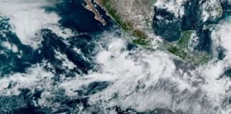 ¡¡¡Aguas!!! Kay ya es huracán categoría 1