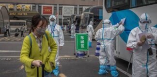 Aíslan a casi 500 estudiantes de periodismo por un brote de Covid-19 en China