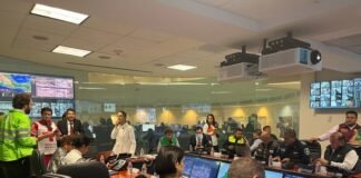 Sismo magnitud 7.4 causó daños menores en Ciudad de México