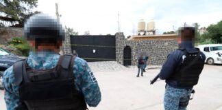 Desmantelan punto de almacenamiento de huachicol en Tepeji