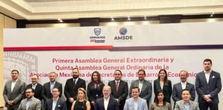 Carlos Henkel toma protesta como Coordinador Regional Zona Centro de AMSDE