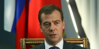 «La destrucción directa de los terroristas» que atacaron el puente de Crimea: Medvédev