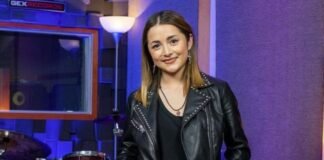 Rubí Ibarra confiesa que es bisexual en plena transmisión en vivo; sus papás no sabían