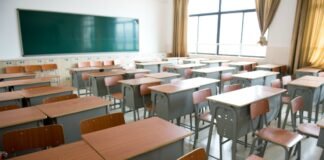 Juez frena programa piloto de nuevo modelo educativo lanzado por la SEP