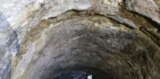 Mueren ahogadas dos mujeres jóvenes al caer a coladera abierta en Iztacalco; iban a concierto de Zoé