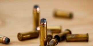 Tiroteos masivos en escuelas no se originan por enfermedades mentales