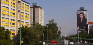 Sandra Cuevas, ¿víctima de la Ley de Publicidad Exterior de la CDMX? Especial