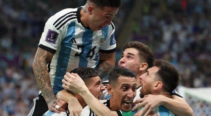 Gana Argentina 2 -0 a México