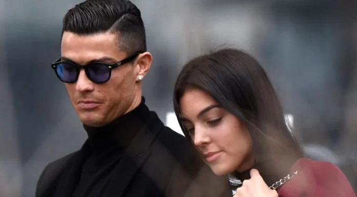 Cristiano Ronaldo revela que guarda las cenizas de su hijo en casa
