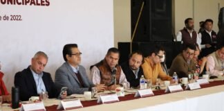 Exhorta Olivares Reyna a alcaldes a ejercer recursos públicos con transparencia