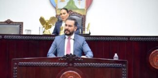 Propone Enciso que colegiaturas de nivel superior sean deducibles de impuestos