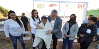 Inicia entrega de cobijas del Programa ‘Reciclar para cobijar’ en Santiago Tlapacoya