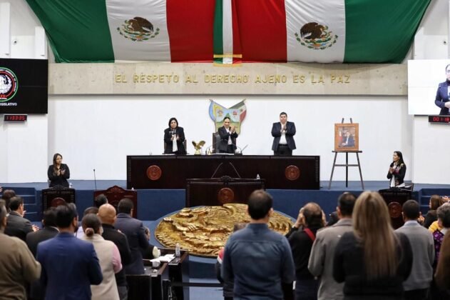 homenaje diputada Lucrecia