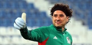 Salernitana, nuevo equipo de Memo Ochoa