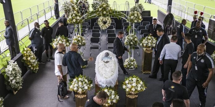 Homenaje a Pelé