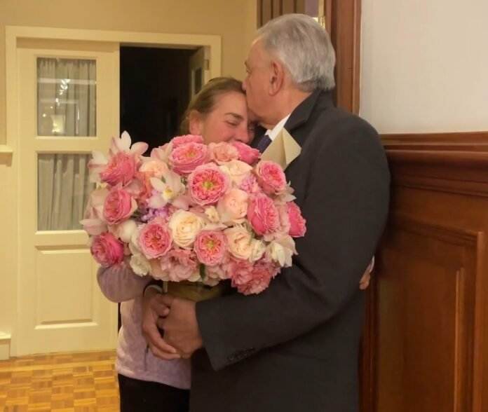 AMLO celebró el cumpleaños de su esposa Beatriz Gutiérrez.