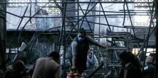 Incertidumbre de comerciantes tras incendio en puestos semifijos en inmediaciones de La Merced