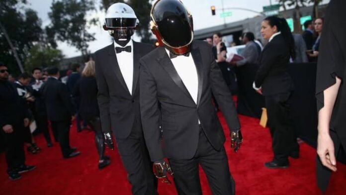 Este exmiembro de Daft Punk comienza su carrera como solista Este exmiembro de Daft Punk comienza su carrera como solista
