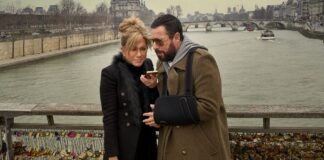 Jennifer Aniston y Adam Sandler estrenan ‘Misterio a la Vista’, secuela de ‘Misterio a bordo’ Jennifer Aniston y Adam Sandler estrenan 'Misterio a la Vista', secuela de 'Misterio a bordo'
