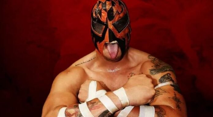 Luto en el mundo de la Lucha libre: muere Black Warrior a los 54 años Jesús Toral Black Warrior ha fallecido y el mundo de la lucha libre se une a la pena que embarga su familia y sus fanáticos.