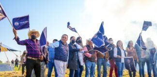 Ayuntamiento de Tula y Gobierno estatal fumigan para exterminar mosco cúlex en Santa Ana Ahuehuepan Una brigada de trabajadores del Gobierno del Estado de Hidalgo, en coordinación con el Ayuntamiento de Tula, realizan labores de fumigación para mitigar la presencia del mosco cúlex