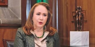 Yasmín Esquivel será citada por la UNAM para aportar pruebas del plagio de tesis yasmin