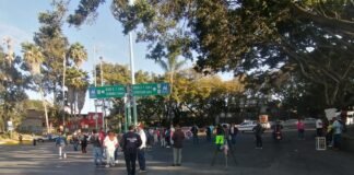 Caos en Cuernavaca por falta de agua potable: vecinos bloquean entradas y salidas al Paso Exprés