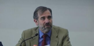 Córdova pide apostar por consensos en designación de consejeros del INE