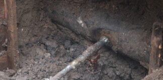 Toma clandestina y contenedores de huachicol son asegurados por Sedena en Tulantepec y Cuautepec