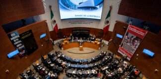 Entre discusiones y amenazas, Senado aprueba ‘Plan B’ de reforma electoral