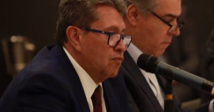 Reunion entre Ricardo Monreal y el CCE