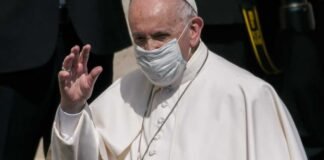 Papa Francisco permanecerá internado tras presentar infección pulmonar: Vaticano