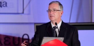 Cuánto dinero gana el tercer hombre más rico de México, Ricardo Salinas Pliego