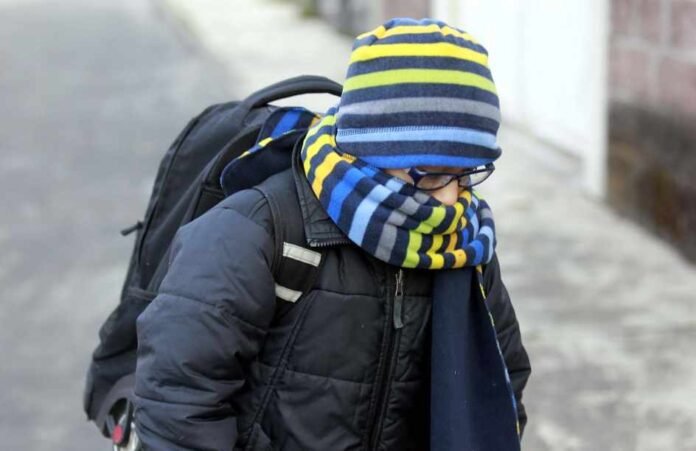colegio-nino-abrigado