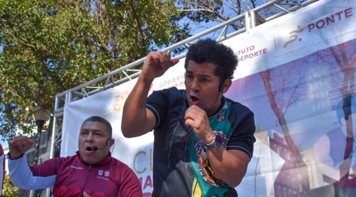 Excampeón mundial José Antonio Aguirre, “El Jaguar”, dio un entrenamiento rumbo a la Clase Masiva de Box 2023